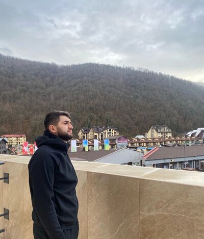  ,   Vlad, 39 ,   ,   
