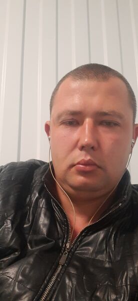  ,   Igor, 31 ,   ,   