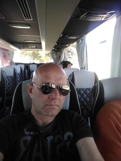  ,   Igor, 61 ,   ,   , c 