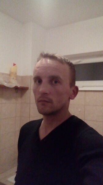  ,   Yuriy, 43 ,   