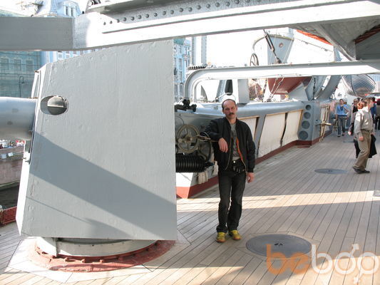  ,   Viktor, 55 ,   