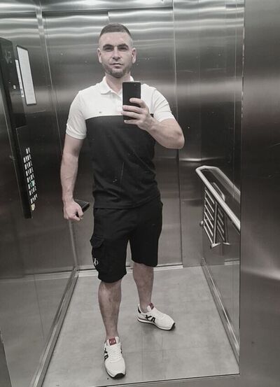  Praha,   Andrey, 35 ,   ,   