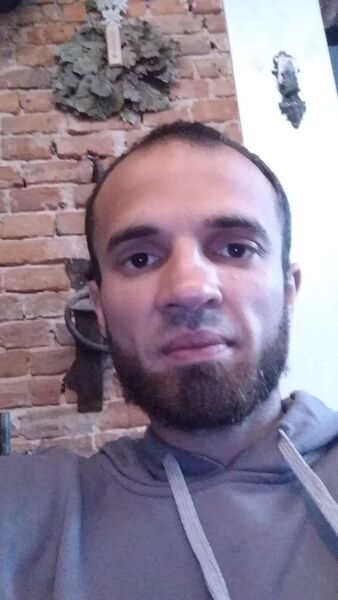  ,   Fedya, 35 ,   