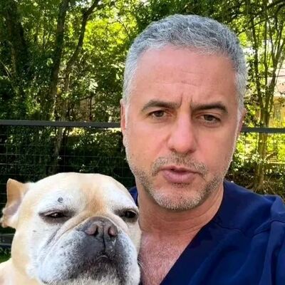  Palais-Bourbon,   Steven, 56 ,   c 