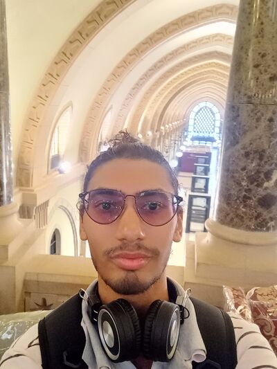  ,   Mostafa, 20 ,   ,   , c 