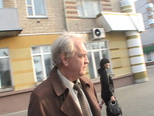  ,   Stan, 64 ,   ,   