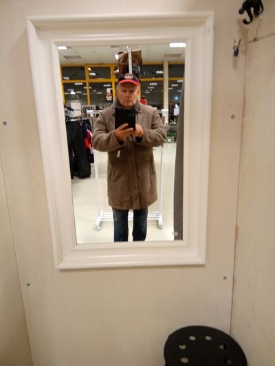  ,   Viktor, 69 ,   ,   