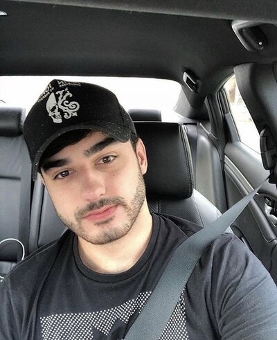  ,   Karim, 32 ,   ,   