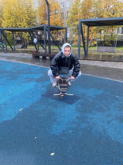   ,   Zakhar, 20 ,   ,   