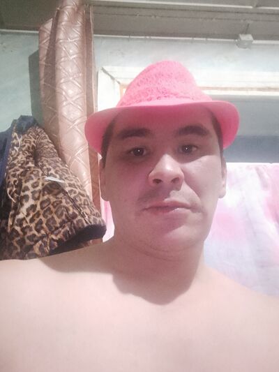  -,   Petr, 37 ,   ,   