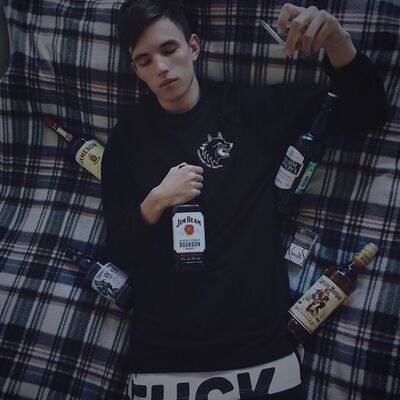  -,   Sasha, 25 ,   