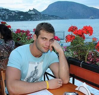  5425705  Artem, 39 ,    