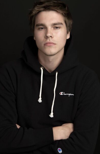  -,   , 24 ,   ,   