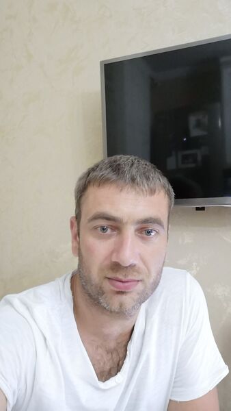  ,   Spike, 38 ,  