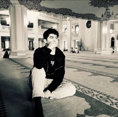  ,   Sheich, 21 ,   ,   