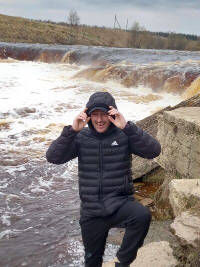  ,   Aleksandr, 39 ,   c 