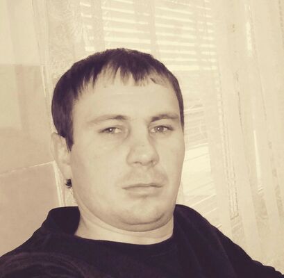  ,   Artem, 36 ,   ,   