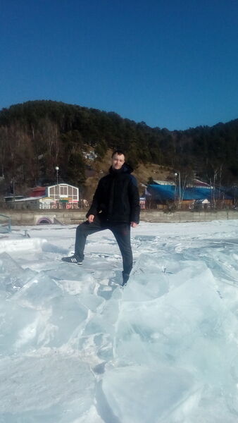 ,   Denis, 37 ,   ,   , c 
