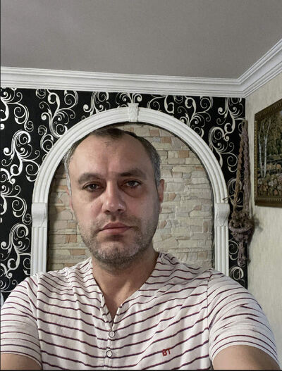  ,   Harut, 41 ,   c 
