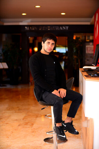  ,   Aslan, 33 ,   ,   , c 