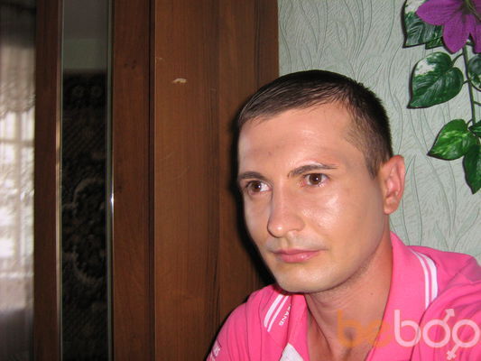  ,   Rusik, 44 ,   