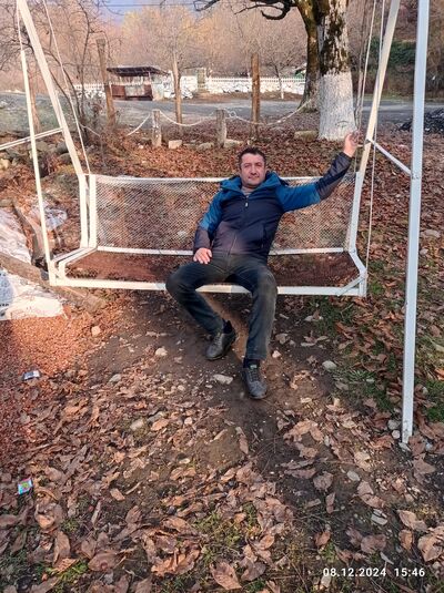  ,   Ruslan, 39 ,   ,   