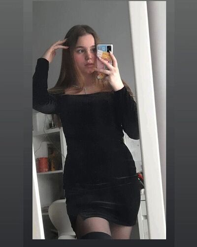  ,   Pollik, 23 ,   ,   