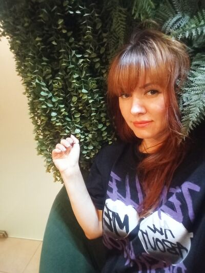  ,   Alenka, 40 ,   