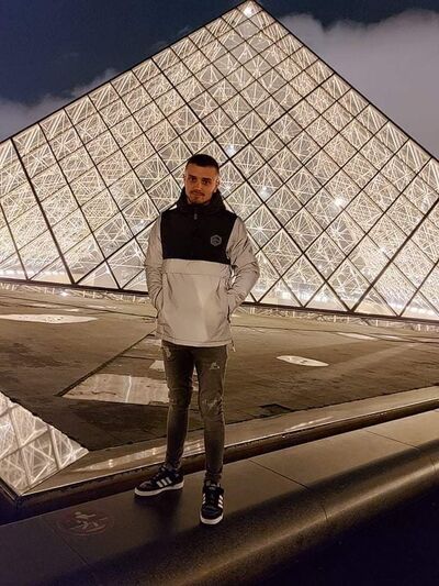 ,   Maxim, 27 ,   ,   