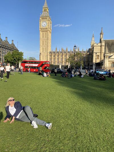  Frankfurt am Main,   Irina, 46 ,   ,   , c , 