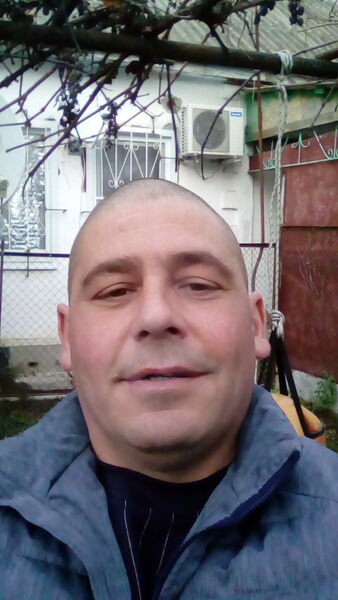  ,   David, 44 ,   ,   , c 