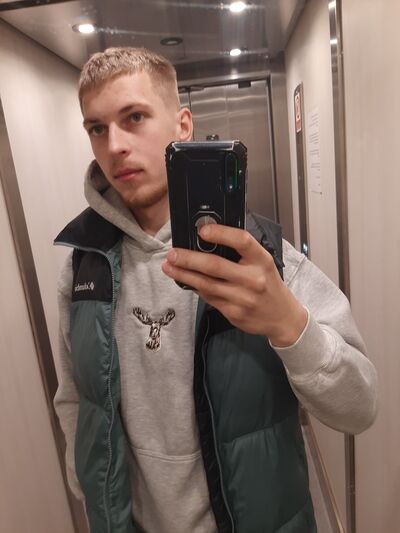  Most,   Andrii, 25 ,   ,   