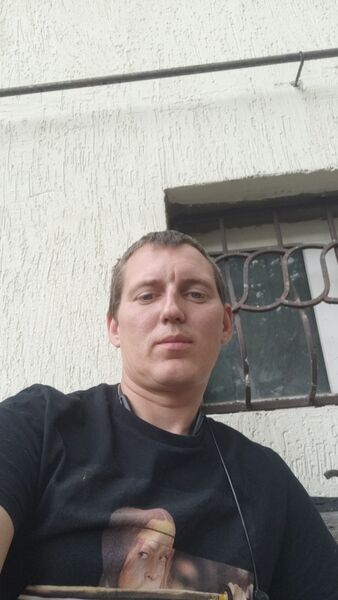  ,   Vladimir, 39 ,  