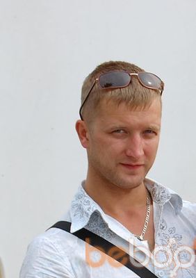  ,   Alex, 42 ,   