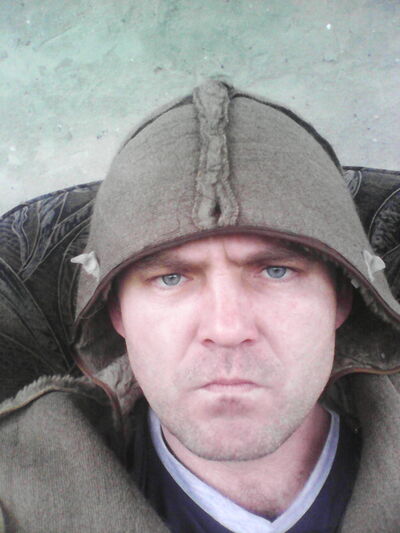  ,   Andrej, 42 ,     , c 