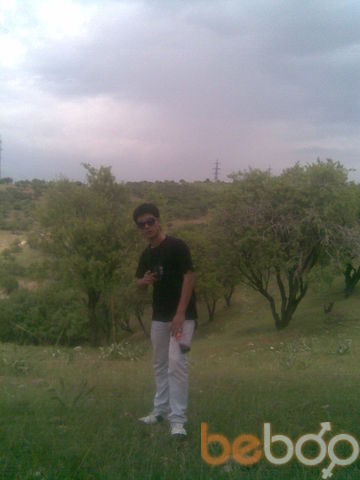  ,   Anketu, 32 ,  
