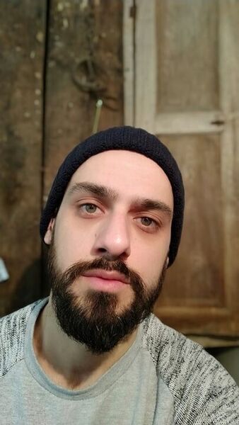  ,   Lado, 37 ,  