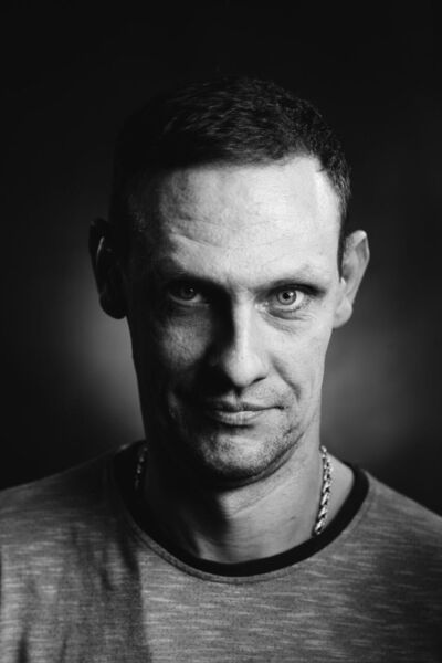  ,   Nikolai, 40 ,   c 