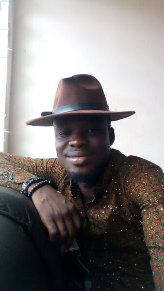  Cotonou,   Salim, 38 ,   ,   , c 