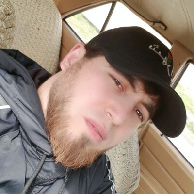  ,   Maga, 29 ,  