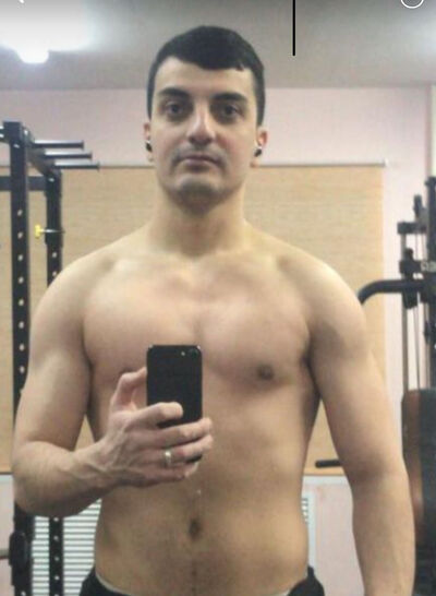  ,   Zaur bek, 32 ,     