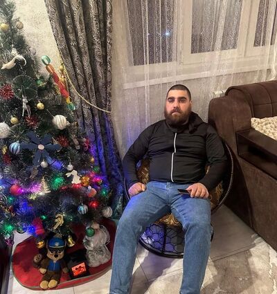  ,   Kamo, 33 ,   c 