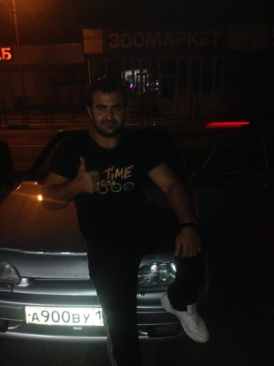  ,   Azat, 31 ,   ,   , c 