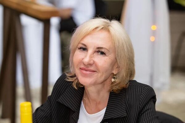  ,   , 53 ,   c 