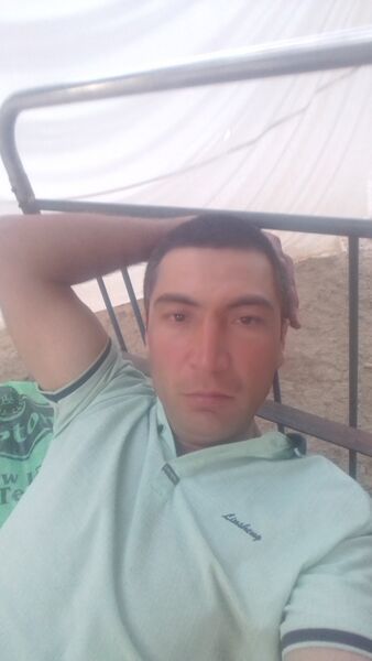  ,   Alek, 21 ,   ,   