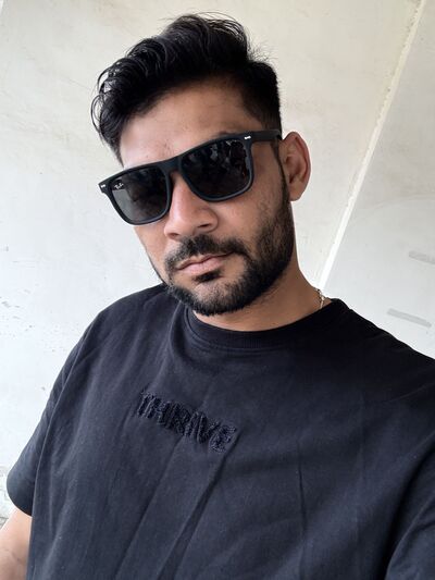  Kyo,   Mayur, 19 ,   ,   