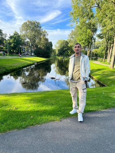  ,   Mahir, 42 ,   ,   
