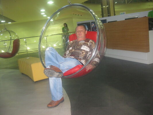  ,   Sergej, 45 ,   