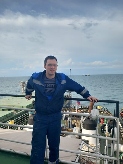  --,   Kamil, 34 ,   ,   