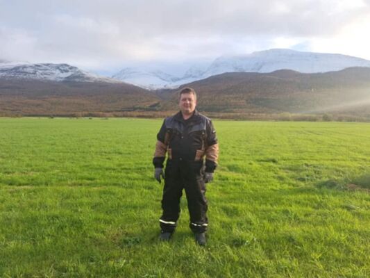  ,   Konstantin, 49 ,   ,   
